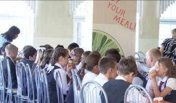 В рекомендациях предусмотрены все основные продукты питания, рассчитана необходимая калорийность пищи и соотношение питательных веществ