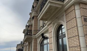 В здании будущей картинной галереи музея К.А. Федина на улице Октябрьской активно ведутся восстановительные работы