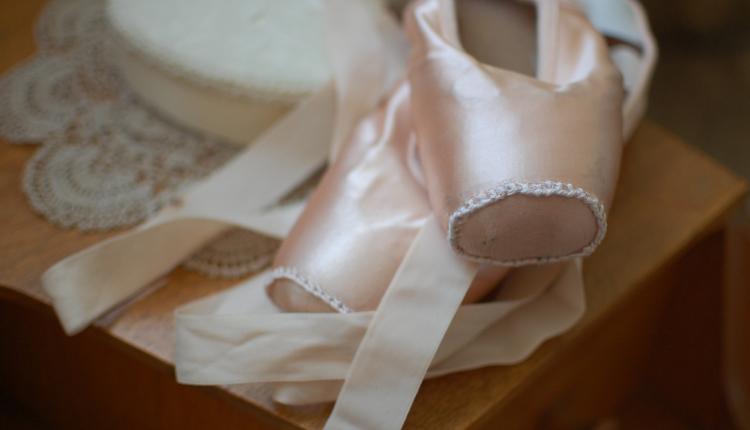 ballet-shoes-1260799_1920