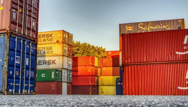 container-3754438_1920