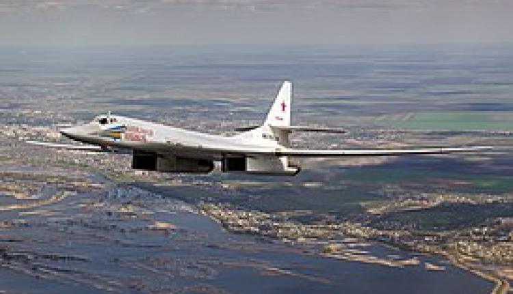 Tupolev_Tu-160_RF-94109