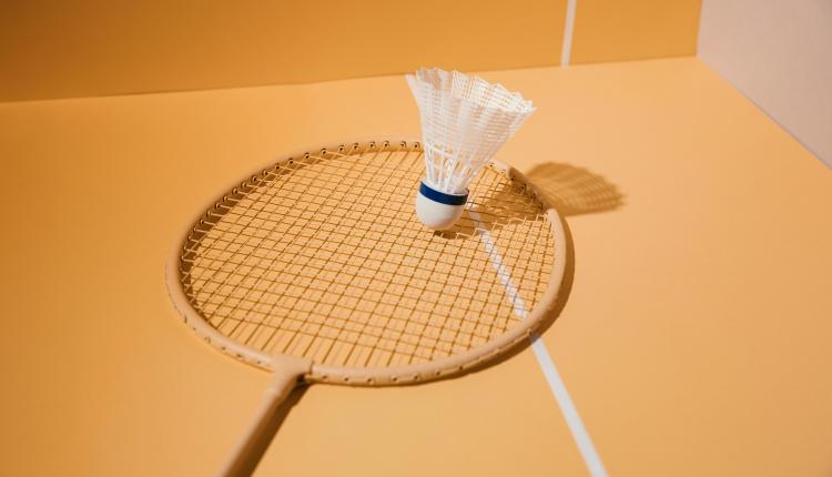 badminton-racket-and-shuttlecock-assortment