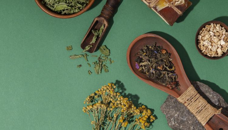 flat-lay-herbal-therapy-products