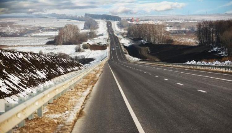 В Саратовской области уровень дорог в нормативном состоянии с 9% вырос до 35,6%