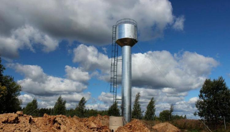 В Ершовском районе приведут в порядок водонапорные башни и артезианские скважины