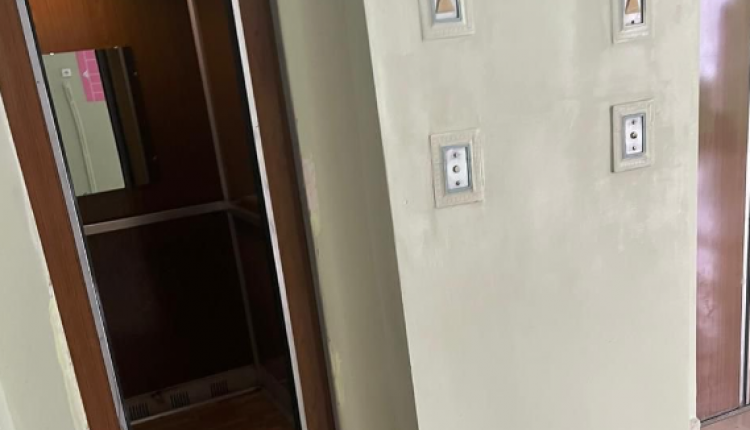 В Саратовской городской детской клинической больнице заменят неработающий лифт