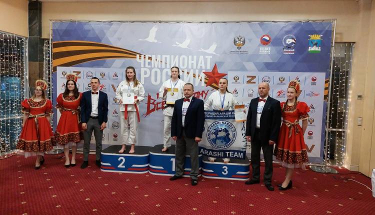 Наталья Индустриева завоевала серебро на чемпионате России по всестилевому каратэ