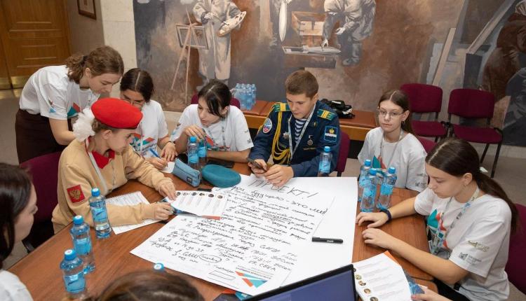 14-16 июня музей Победы проведет Детский исторический форум «Маршал Жуков»