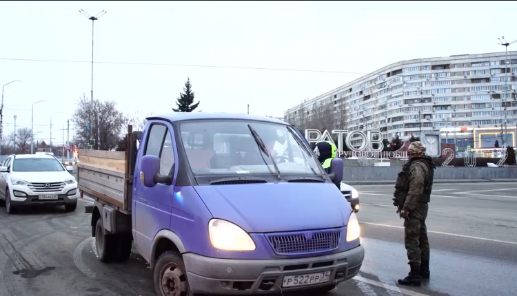 Мероприятие направлено на выявление лиц, незаконно находящихся на территории РФ — мигрантов, а также граждан, которые уклоняются от постановки на воинский учет