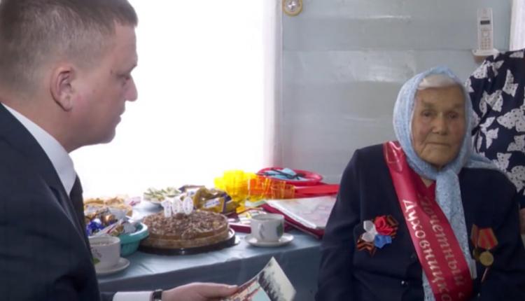 Она всю жизнь проработала в сфере библиотечного дела