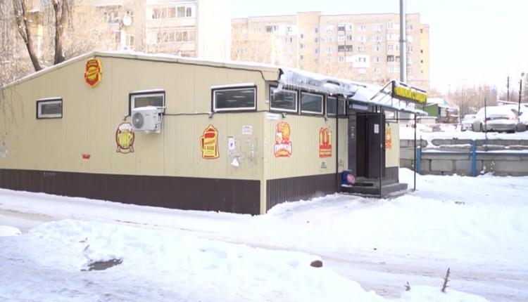 По их словам, они работают и в ночное время, и в запрещенные дни
