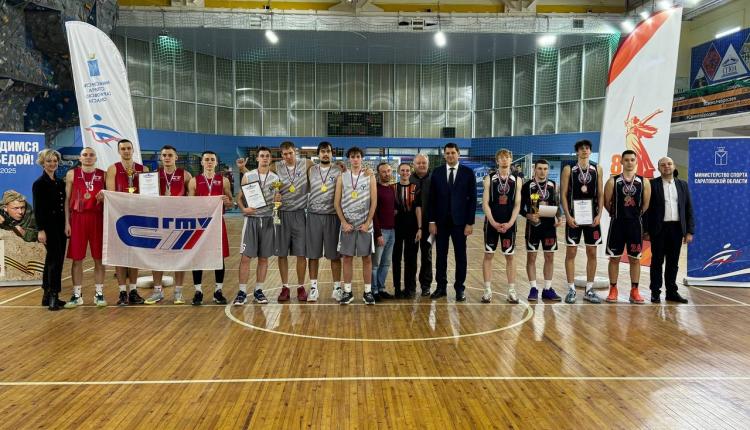 На базе спортивного зала СГЮА прошли финальные соревнования регионального этапа среди мужских команд образовательных организаций высшего образования