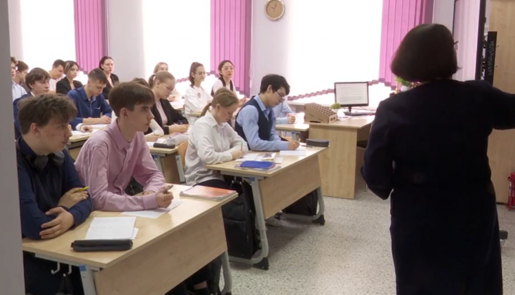 Переполненность в два раза — таковы будни учеников и учителей в 75-й гимназии