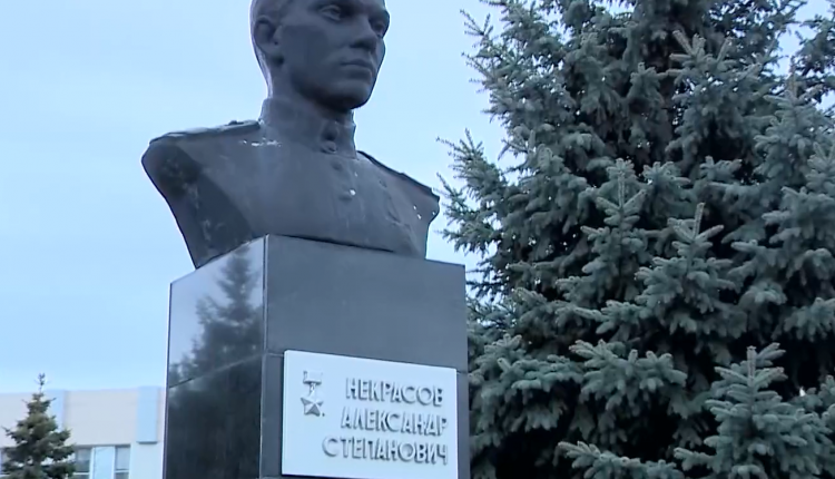 С Днем Великой Победы поздравили ветеранов Саратовского НПЗ
