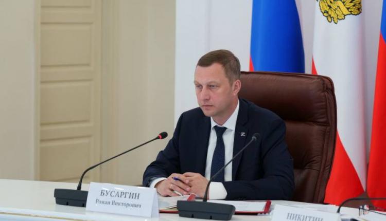 Роман Бусаргин на постоянно действующем совещании отдельно остановился на теме выполнения гарантийных обязательств по различным объектам
