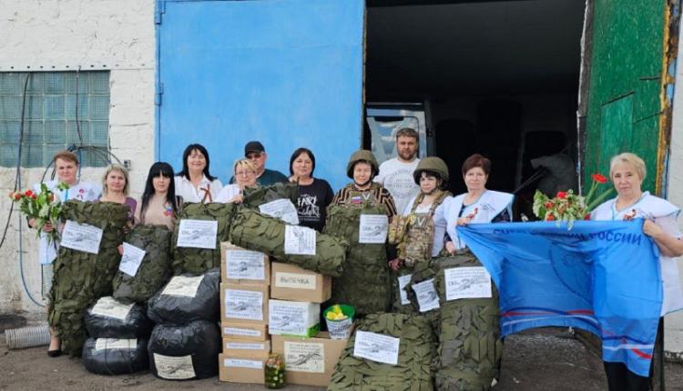 Лоскуток к лоскутку: в социозащитных учреждениях продолжают плести маскировочные сети для фронта