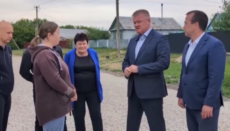В населенных пунктах Рыбушанского и Синеньского территориального управления будут отремонтированы 10 дорог