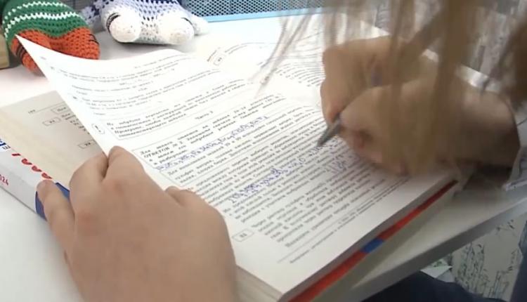 Но уже сейчас есть немало обладателей «заветной сотки»