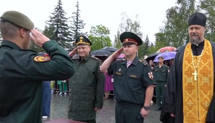 У каждого пятого — красный диплом