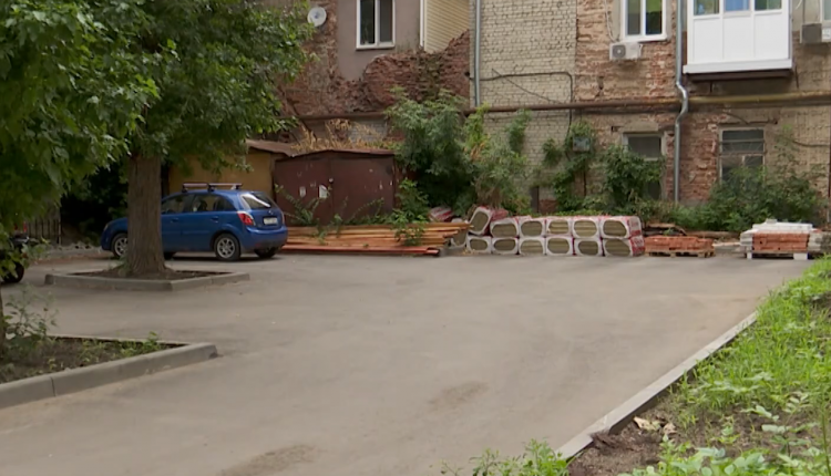 В порядок приводят и жилые дома. На территории региона реализуется областная программа капитального ремонта