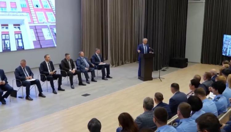 Речь идет о проектах по благоустройству города, которые выполняются при поддержке Вячеслава Володина