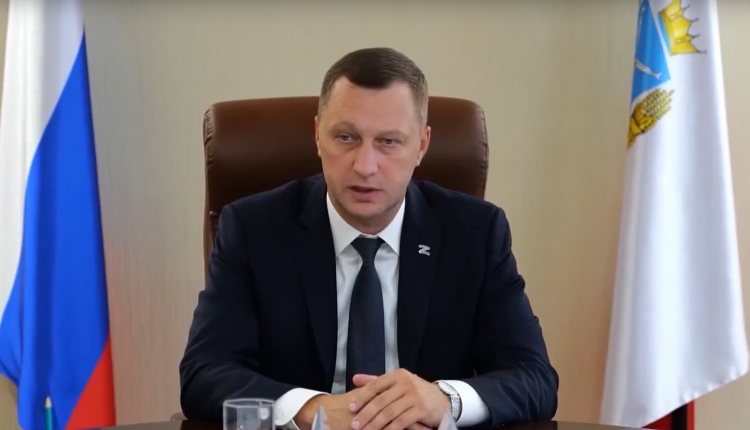 ю