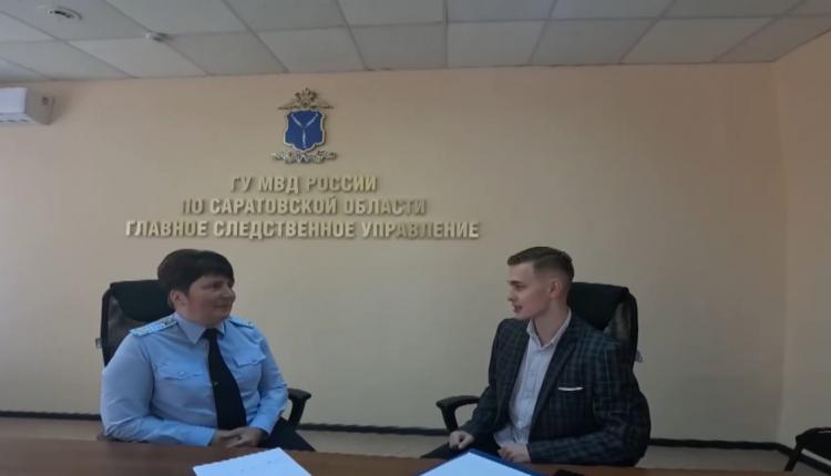 Методы и способы самые разные: проголосовать за ребенка в конкурсе, купить билеты в театр по ссылке, перевести деньги на безопасный счет или передать курьерам