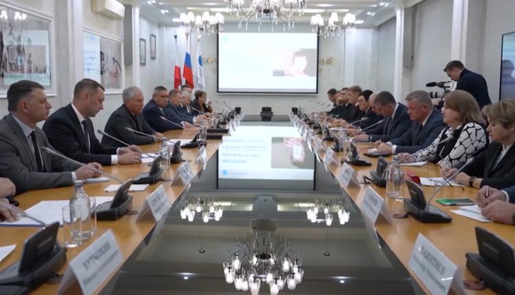 В 2020 году, когда председатель Госдумы начал решать этот вопрос, в очереди было более 7 тысяч человек