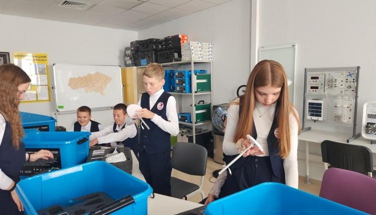 Профориентационные мероприятия организованы для школьников 6-11 классов Саратовской области в рамках проекта Единая модель профориентации «Билет в будущее»