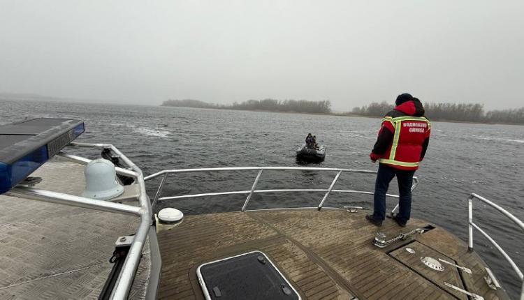 Спасатели предупредили владельцев лодок на Волге перед зимним сезоном: безопасность превыше всего