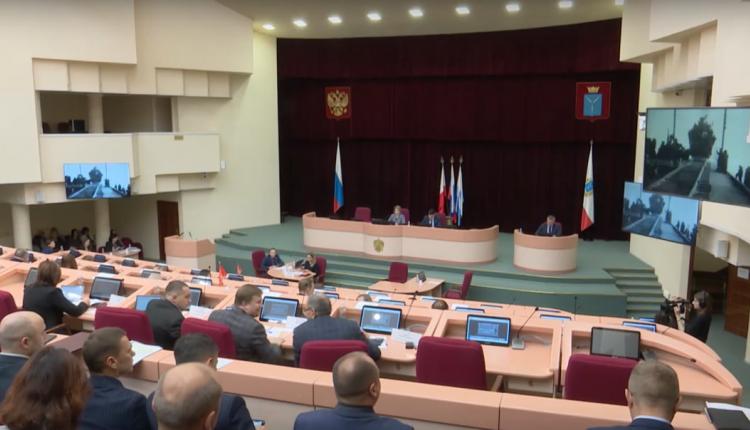 Внесены и приняты изменения в бюджет города на текущий и на плановый период двух последующих годов