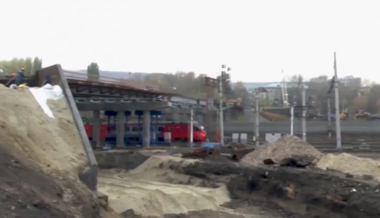 Движение по новому путепроводу в этом районе запустят до января, а работы по созданию развязки планируют начать в 2026-м