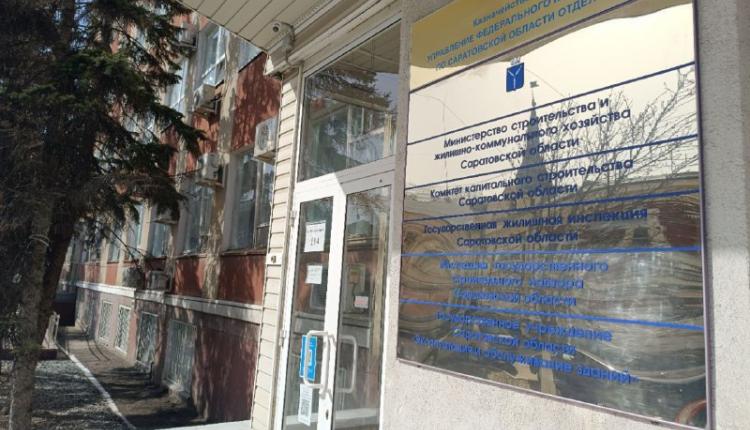 По решению губернатора Романа Бусаргина жильцам этого дома выдали свидетельства о предоставлении материальной помощи на приобретение аналогичного жилого помещения.