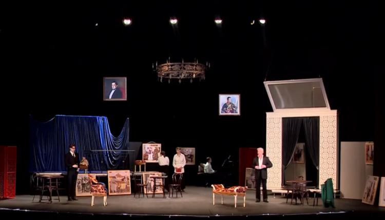 Он был посвящен 200-летию его пьесы «Горе от ума»