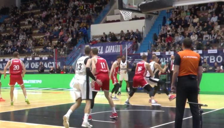 Саратовский «Автодор» принимал на домашнем паркете московский «МБА-МАИ» в рамках очередного тура Единой Лиги ВТБ