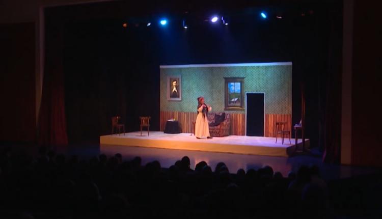 Оно объединило два спектакля – «Медведь» и «Предложение»