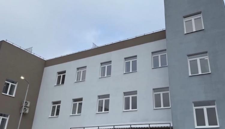 При поддержке Вячеслава Володина там завершается строительство современной многофункциональной поликлиники со стационаром