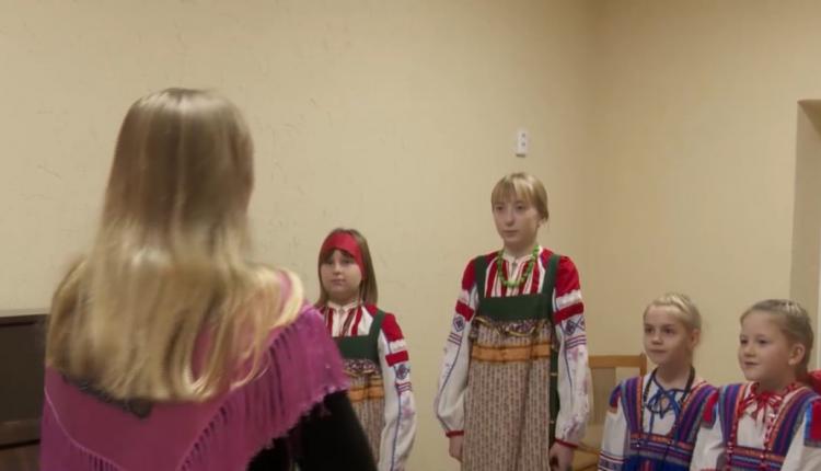 Она стартовала по поручению президента России с 2025 года по аналогии с уже действующими программами «Земский учитель» и «Земский доктор»