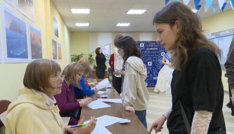 В Лицее-интернате естественных наук стартовал, уже ставший традиционным, всероссийский и международный математический флешмоб MathCat 2025