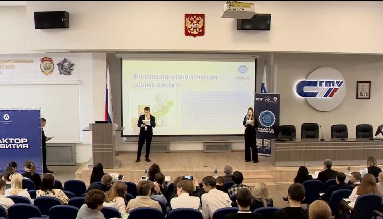 В этот раз он объединил три важные даты: 95-летие со дня основания самого вуза, 80-летие предприятия «Росатом» и День энергетика, который отмечают 22 декабря