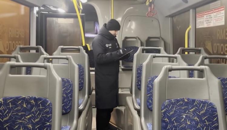 Сегодня с 4 утра проходил предрейсовый осмотр пригородного и городского общественного транспорта