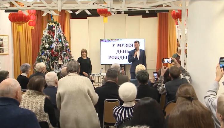 Саратовский областной музей краеведения провел традиционный День дарителя, приуроченный ко Дню рождения музея