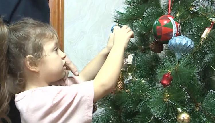 Успеть нужно многое: купить подарки, украсить елку, продумать праздничное меню и наряд для боя курантов