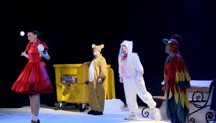 Саратовский муниципальный театр драмы для детей и молодежи «Версия» предложил своим зрителям провести волшебную ночь вместе с детскими игрушками