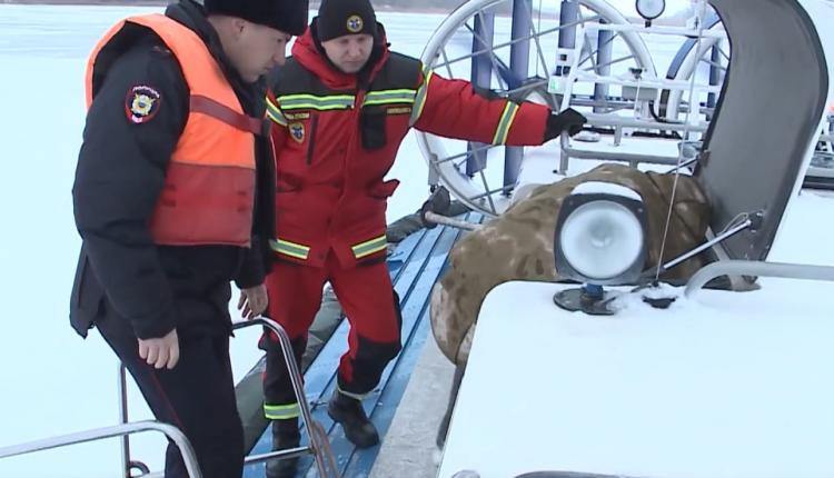 Напомним, в регионе действует запрет о выходе на лед