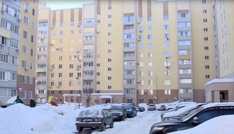 Обильные осадки, которые накрыли Саратов и область в середине января, все еще доставляют дискомфорт жителям региона