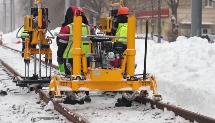 В связи с этим меняется маршрут целого ряда городского электротранспорта: троллейбусы № 5 и 10 будут ходить по сокращенному маршруту до площади Ленина