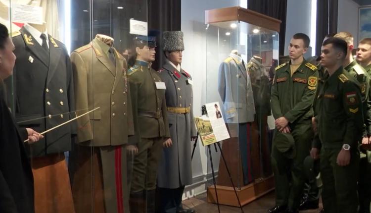 В Вольском военном институте бережно сохраняют память о Великой Отечественной войне и знакомят с ней курсантов из-за рубежа