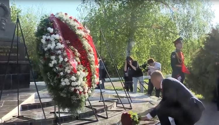 Сегодня на Воскресенском кладбище почтили память воинов, павших во время Великой Отечественной войны