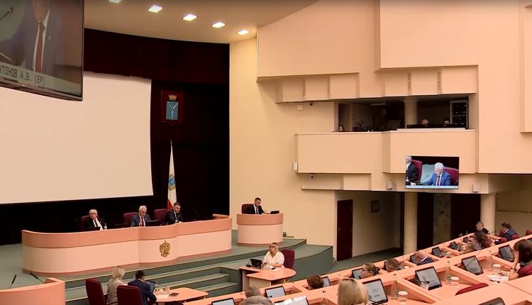 Сегодня депутаты областной Думы собрались на очередное, 80-е, заседание